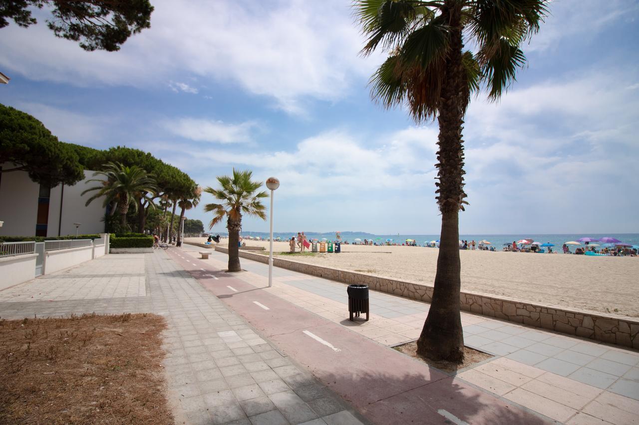 Ibersol Pins I Mar Cambrils Exterior photo